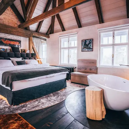 Ultra Premium Aparthotel Cesky Krumlov